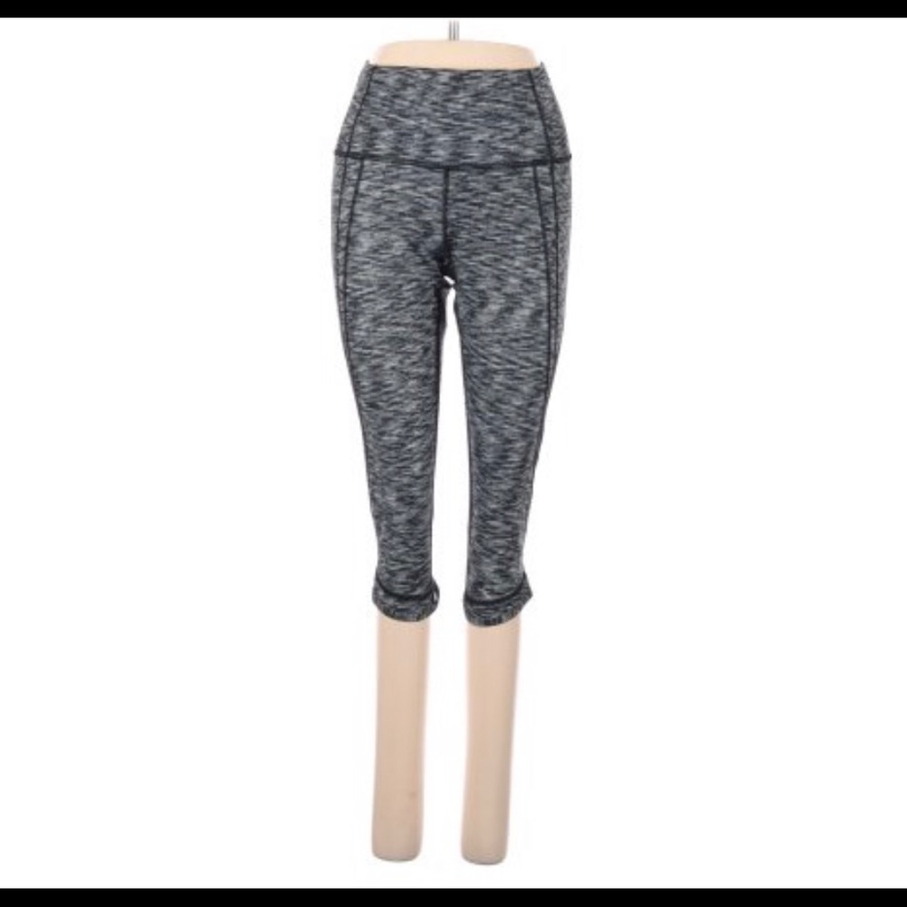 Lululemon Cropped Leggings Size 2